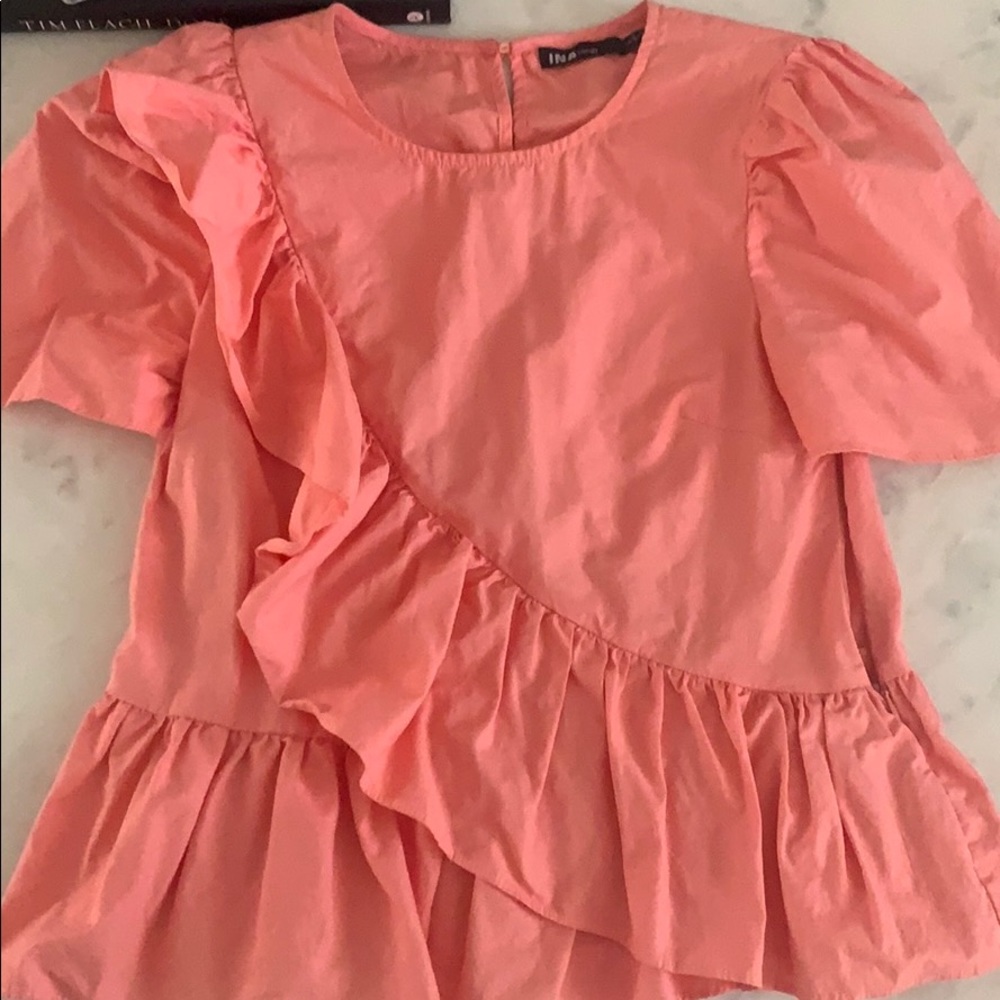 Red Dress boutique top - Picture 2 of 3